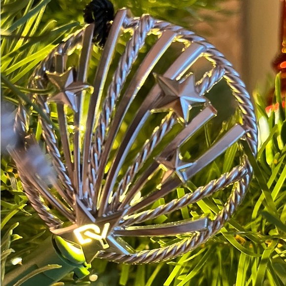 David Yurman Starburst w/ dangle black cord. Don as Necklace/Ornament - Picture 4 of 10